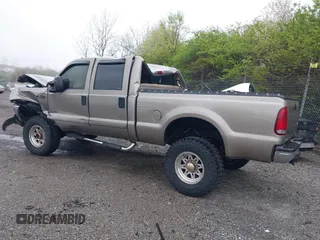 2000 Ford F-250 XL with VIN 1FTNX21F8YEA17319, listed as a IAAI auction lot 41987756 with Not provided miles and . Bid and sale history available at DreamBid. Image 3.