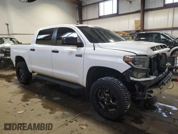 2015 Toyota Tundra Platinum z VIN 5TFAY5F1XFX442410, wystawiony jako Copart lot #44332795 z przebiegiem 134 050 mil mil oraz Szkoda całkowita • Salvage title. Historia ofert i sprzedaży dostępna na DreamBid. Obrazek 4.
