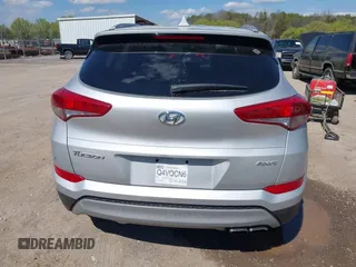 2018 Hyundai Tucson Sport with VIN KM8J33AL1JU817635, listed as a IAAI auction lot 41889913 with 78,255 mi miles. Bid and sale history available at carsss.com. Image 16.