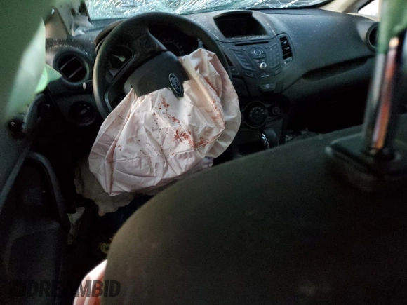 2018 Ford Fiesta S z VIN 3FADP4AJ4JM121355, wystawiony jako Copart lot #88161545 z przebiegiem Nie podano mil oraz Szkoda całkowita • Salvage title. Historia ofert i sprzedaży dostępna na DreamBid. Obrazek 8.