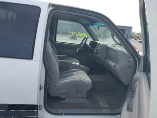 1997 Chevrolet Silverado 1500 with VIN 1GCEK19R5VE232708, listed as a IAAI auction lot 42197468 with 208,458 mi miles and . Bid and sale history available at DreamBid. Image 5.