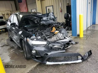2017 BMW X1 xDrive28i z VIN WBXHT3Z39H4A57395, wystawiony jako Copart lot #56357845 z przebiegiem Nie podano mil oraz Szkody całkowita. Historia ofert i sprzedaży dostępna na DreamBid. Obrazek 4.