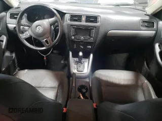2011 Volkswagen Jetta TDI with VIN 3VWLL7AJXBM093417, listed as a Copart auction lot 57710435 with 104,484 mi miles and Clean title. Bid and sale history available at DreamBid. Image 8.