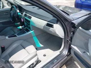 2006 BMW 3 Series 325i with VIN WBAVB17576NK31560, listed as a IAAI auction lot 42384770 with 186,091 mi miles and . Bid and sale history available at DreamBid. Image 5.