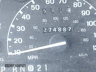 1996 Ford Explorer z VIN 1FMCU24X3TUA68712, wystawiony jako IAAI lot #41976840 z przebiegiem 274 887 mil mil oraz . Historia ofert i sprzedaży dostępna na DreamBid. Obrazek 15.