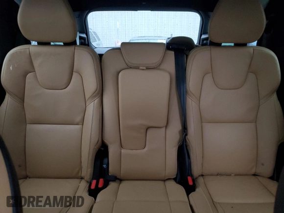 2025 Volvo XC90 Plug-In Hybrid Ultra z VIN YV4H60PFXS1305589, wystawiony jako Copart lot #48111435 z przebiegiem Nie podano mil oraz Szkoda całkowita • Salvage title. Historia ofert i sprzedaży dostępna na DreamBid. Obrazek 10.
