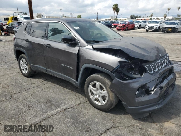 2022 Jeep Compass Sport с VIN 3C4NJDAB9NT144165, выставлен на аукционе Copart как лот 51423775 с пробегом 18 482 миль миль и Чистый • Clean title. История ставок и продаж доступна на DreamBid. Изображение 4.
