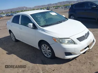 2010 Toyota Corolla z VIN 2T1BU4EE1AC423251, wystawiony jako IAAI lot #42334394 z przebiegiem 237 255 mil mil oraz . Historia ofert i sprzedaży dostępna na DreamBid. Obrazek 1.