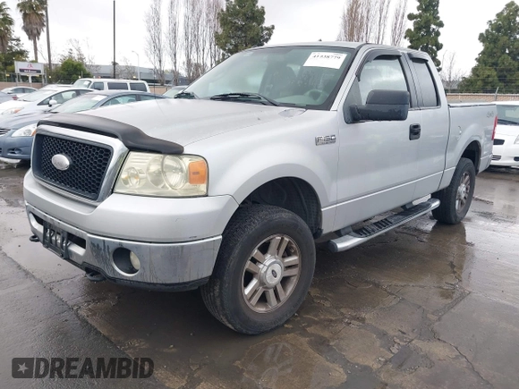 2006 Ford F-150 XLT with VIN 1FTPX14546KD75263, listed as a IAAI auction lot 41938779 with 207,110 mi miles. Bid and sale history available at carsss.com. Image 2.