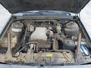 1987 Chevrolet Celebrity z VIN 1G1AW51W9H6195195, wystawiony jako IAAI lot #42040092 z przebiegiem 117 321 mil mil oraz . Historia ofert i sprzedaży dostępna na DreamBid. Obrazek 10.