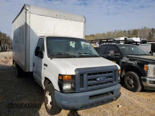 2013 Ford Econoline Commercial with VIN 1FDWE3FL6DDB29935, listed as a Copart auction lot 49143545 with 161,885 mi miles and Clean Title. Bid and sale history available at carsss.com. Image 4.