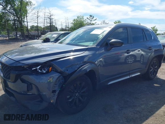 2024 Mazda CX-50 S Premium z VIN 7MMVABDM7RN160582, wystawiony jako IAAI lot #42312189 z przebiegiem 43 210 mil mil oraz . Historia ofert i sprzedaży dostępna na DreamBid. Obrazek 2.