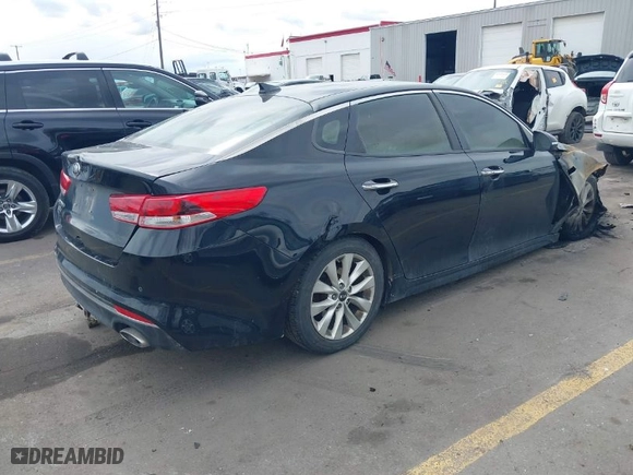 2018 Kia Optima S with VIN 5XXGT4L3XJG250896, listed as a IAAI auction lot 41839477 with 1 mi miles. Bid and sale history available at carsss.com. Image 4.