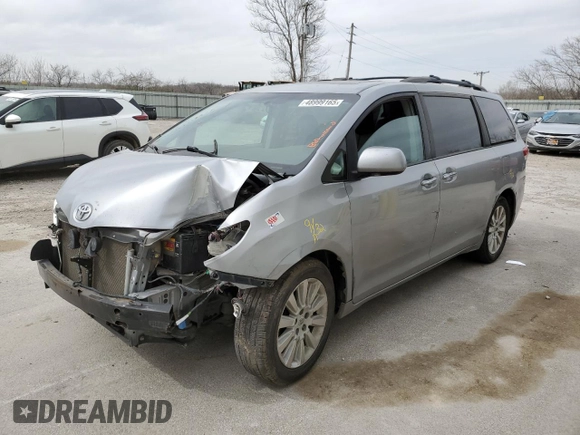 2012 Toyota Sienna XLE with VIN 5TDDK3DCXCS037172, listed as a Copart auction lot 48999165 with 0 mi miles and Salvage Title. Bid and sale history available at carsss.com. Image 1.