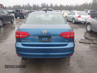 2015 Volkswagen Jetta Sedan 1.8T SE with VIN 3VWD17AJ7FM233634, listed as a IAAI auction lot 41942329 with 128,996 mi miles. Bid and sale history available at carsss.com. Image 16.