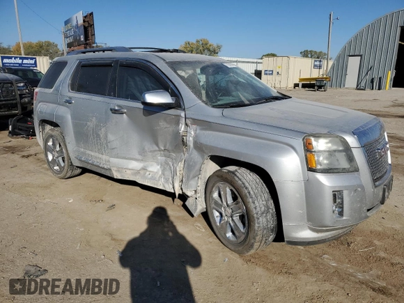 2015 GMC Terrain Denali with VIN 2GKALUEK5F6294304, listed as a Copart auction lot 77226104 with 177,284 mi miles and Salvage Title. Bid and sale history available at carsss.com. Image 4.