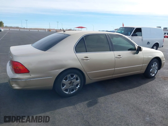 2001 Lexus LS 430 with VIN JTHBN30F110040314, listed as a IAAI auction lot 41292034 with Not Provided miles. Bid and sale history available at carsss.com. Image 14.