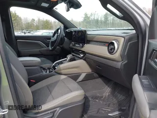 2024 Chevrolet Colorado 4WD ZR2 with VIN 1GCPTFEK7R1153937, listed as a IAAI auction lot 41637648 with 5,862 mi miles and . Bid and sale history available at DreamBid. Image 5.