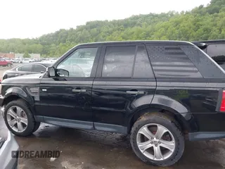 2011 Land Rover Range Rover Sport SC with VIN SALSH2E40BA267833, listed as a IAAI auction lot 42255739 with 101,323 mi miles and . Bid and sale history available at DreamBid. Image 14.