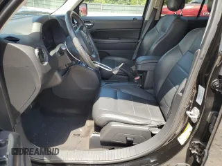 2015 Jeep Patriot High Altitude z VIN 1C4NJRFB5FD270763, wystawiony jako Copart lot #64679485 z przebiegiem 136 067 mil mil oraz Szkoda całkowita • Salvage title. Historia ofert i sprzedaży dostępna na DreamBid. Obrazek 7.