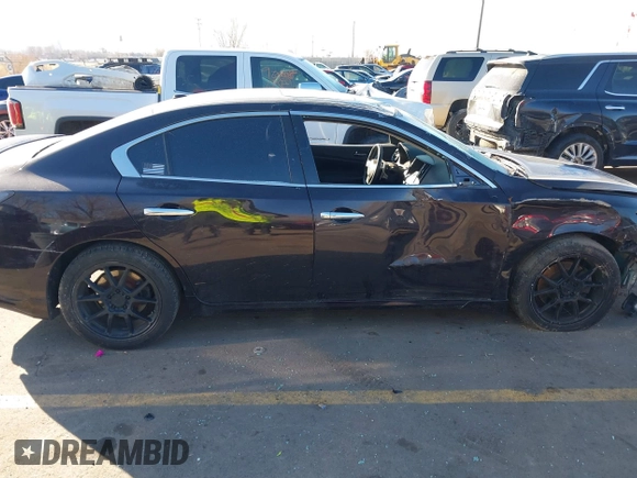 2013 Nissan Maxima S with VIN 1N4AA5AP5DC845656, listed as a IAAI auction lot 41518073 with 111,576 mi miles and . Bid and sale history available at DreamBid. Image 12.