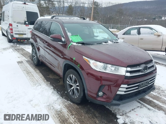2018 Toyota Highlander LE с VIN 5TDBZRFH6JS903123, выставлен на аукционе IAAI как лот 41564004 с пробегом 109 852 миль миль и . История ставок и продаж доступна на DreamBid. Изображение 1.