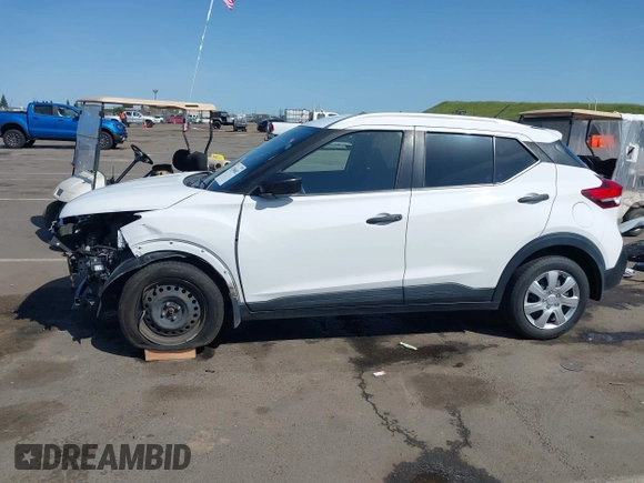 2019 Nissan Kicks S with VIN 3N1CP5CU8KL491396, listed as a IAAI auction lot 41986602 with 101,389 mi miles and . Bid and sale history available at carsss.com. Image 15.