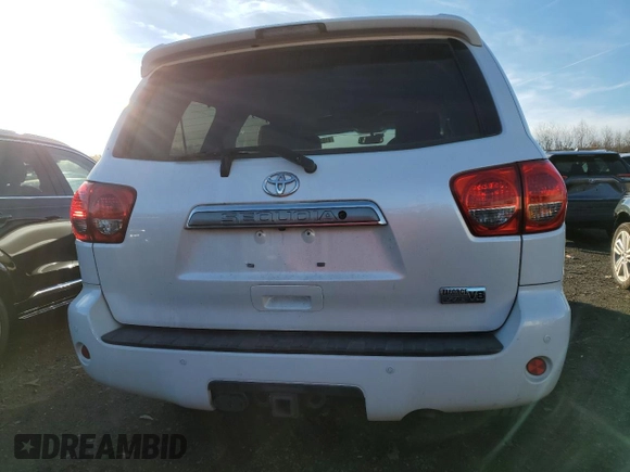 2015 Toyota Sequoia Platinum with VIN 5TDDY5G18FS117921, listed as a Copart auction lot 81804294 with 129,679 mi miles and Salvage Title. Bid and sale history available at carsss.com. Image 6.