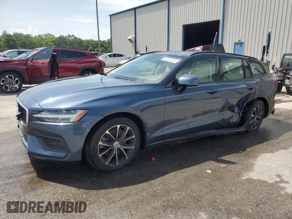 2019 Volvo V60 Momentum z VIN YV1102EK8K1337288, wystawiony jako Copart lot #59759465 z przebiegiem 31 050 mil mil oraz Szkoda całkowita • Salvage title. Historia ofert i sprzedaży dostępna na DreamBid. Obrazek 1.