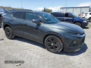 2020 Chevrolet Blazer LT z VIN 3GNKBHRS8LS618077, wystawiony jako Copart lot #60150015 z przebiegiem 62 064 mil mil oraz Szkoda całkowita • Salvage title. Historia ofert i sprzedaży dostępna na DreamBid. Obrazek 4.