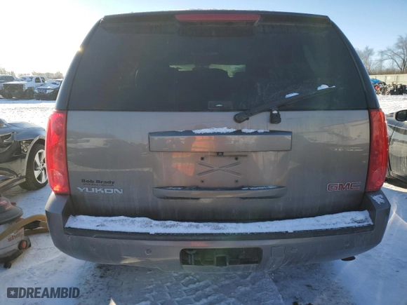 2014 GMC Yukon SLT with VIN 1GKS2CE03ER202996, listed as a Copart auction lot 87829875 with 208,153 mi miles and Salvage Title. Bid and sale history available at carsss.com. Image 6.