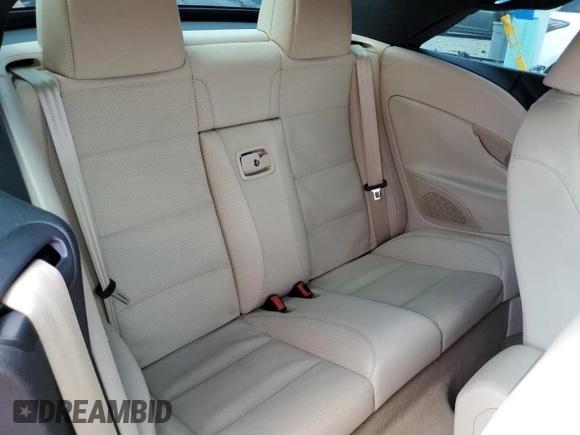 2010 Volkswagen Eos Komfort с VIN WVWBA7AH6AV012998, выставлен на аукционе Copart как лот 60063915 с пробегом 126 673 миль миль и Чистый • Clean title. История ставок и продаж доступна на DreamBid. Изображение 10.