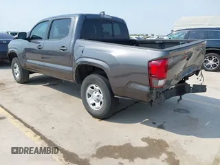 2021 Toyota Tacoma SR z VIN 5TFAX5GN8MX192277, wystawiony jako IAAI lot #42277081 z przebiegiem 66 322 mil mil oraz . Historia ofert i sprzedaży dostępna na DreamBid. Obrazek 3.
