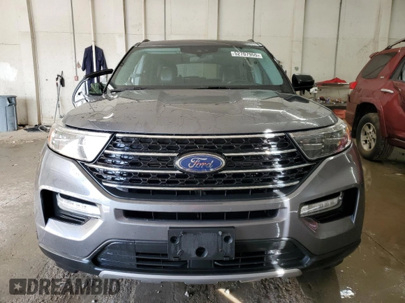 2021 Ford Explorer XLT with VIN 1FMSK8DH6MGB67294, listed as a Copart auction lot 52707955 with 59,470 mi miles and Salvage Title. Bid and sale history available at carsss.com. Image 5.