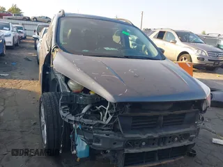 2018 Ford Escape SEL with VIN 1FMCU9HD0JUC25036, listed as a IAAI auction lot 40518589 with 143,076 mi miles. Bid and sale history available at carsss.com. Image 6.