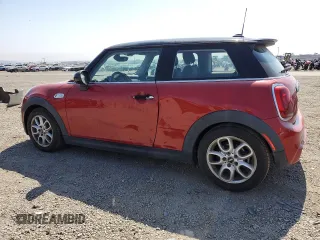 2015 MINI Hardtop S z VIN WMWXP7C5XF2A34809, wystawiony jako Copart lot #60081645 z przebiegiem 31 876 mil mil oraz Szkoda całkowita • Salvage title. Historia ofert i sprzedaży dostępna na DreamBid. Obrazek 2.
