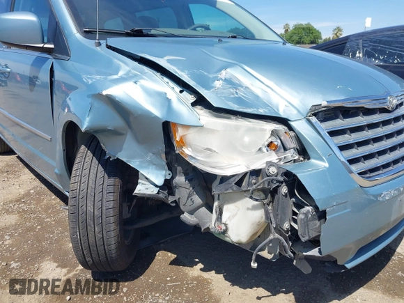 2010 Chrysler Town & Country Touring with VIN 2A4RR5D15AR278293, listed as a IAAI auction lot 41992405 with 125,529 mi miles. Bid and sale history available at carsss.com. Image 6.
