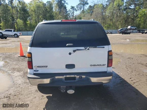 2005 Chevrolet Tahoe LT with VIN 1GNEC13T05R261373, listed as a Copart auction lot 49915475 with 153,491 mi miles and Salvage Title. Bid and sale history available at carsss.com. Image 6.