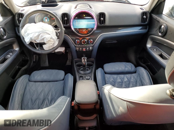 2024 MINI Countryman Cooper S with VIN WMZ53BR03R3R41479, listed as a Copart auction lot 85422814 with 8,453 mi miles and Salvage title. Bid and sale history available at DreamBid. Image 8.