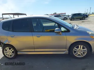 2008 Honda Fit Sport with VIN JHMGD376X8S039790, listed as a IAAI auction lot 42083840 with 227,602 mi miles. Bid and sale history available at carsss.com. Image 14.