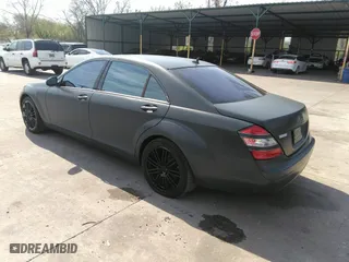 2008 Mercedes-Benz S-Class 5.5L V8 with VIN WDDNG71X28A168594, listed as a IAAI auction lot 42038094 with 222,669 mi miles. Bid and sale history available at carsss.com. Image 3.