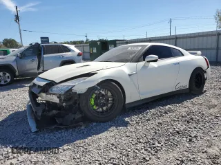 2021 Nissan GT-R Premium с VIN JN1AR5BF1MM160060, выставлен на аукционе Copart как лот 76293394 с пробегом 10 705 миль миль и Списание • Salvage title. История ставок и продаж доступна на DreamBid. Изображение 1.