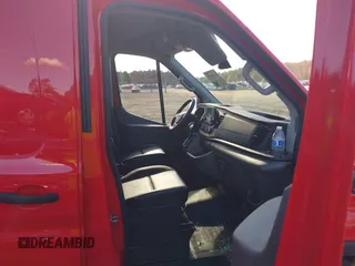 2024 Ford Transit Cargo z VIN 1FTBR2C80RKA48160, wystawiony jako IAAI lot #40732677 z przebiegiem 2 844 mil mil oraz . Historia ofert i sprzedaży dostępna na DreamBid. Obrazek 5.