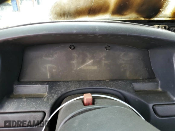 1997 Ford F-250 z VIN 3FTHF26H1VMA08574, wystawiony jako Copart lot #61541455 z przebiegiem Nie podano mil oraz Szkoda całkowita • Salvage title. Historia ofert i sprzedaży dostępna na DreamBid. Obrazek 9.