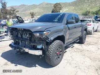 2024 Toyota Tacoma 4WD SR5 with VIN 3TMLB5JN4RM039036, listed as a IAAI auction lot 41813562 with 2,112 mi miles. Bid and sale history available at carsss.com. Image 19.