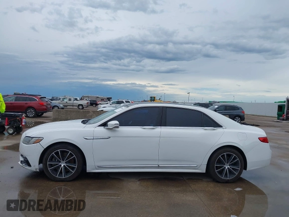 2017 Lincoln Continental Select z VIN 1LN6L9SK5H5616680, wystawiony jako IAAI lot #42465865 z przebiegiem 86 686 mil mil oraz . Historia ofert i sprzedaży dostępna na DreamBid. Obrazek 14.