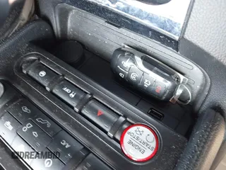 2017 Ford Mustang V6 с VIN 1FA6P8AM0H5270159, выставлен на аукционе IAAI как лот 42312486 с пробегом 43 352 миль миль и . История ставок и продаж доступна на DreamBid. Изображение 11.