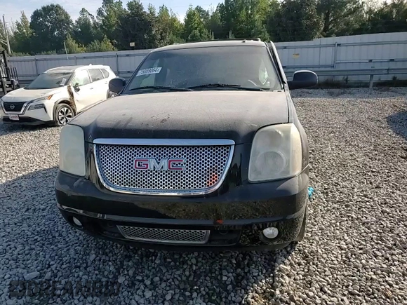 2010 GMC Yukon Denali with VIN 1GKUCEEF7AR201124, listed as a Copart auction lot 75089064 with 196,823 mi miles and Salvage Title. Bid and sale history available at carsss.com. Image 12.