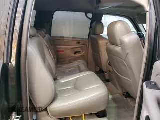 2006 Chevrolet Suburban Z71 with VIN 3GNFK16Z16G133085, listed as a Copart auction lot 80143244 with 0 mi miles and Salvage Title. Bid and sale history available at carsss.com. Image 11.
