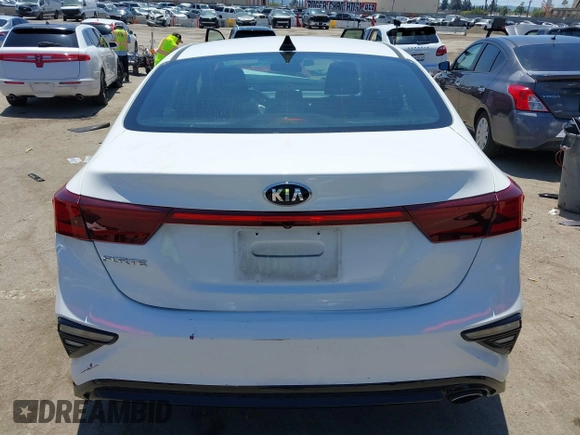 2021 Kia Forte LXS с VIN 3KPF24AD1ME309812, выставлен на аукционе IAAI как лот 42152250 с пробегом 78 471 миль миль и . История ставок и продаж доступна на DreamBid. Изображение 17.